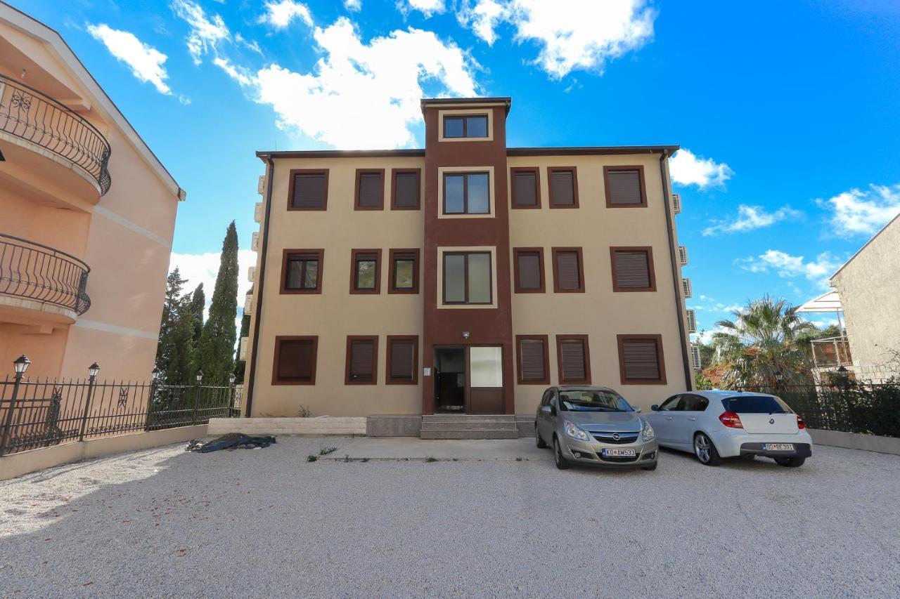 Apartment Sidro Petrovac Buitenkant foto