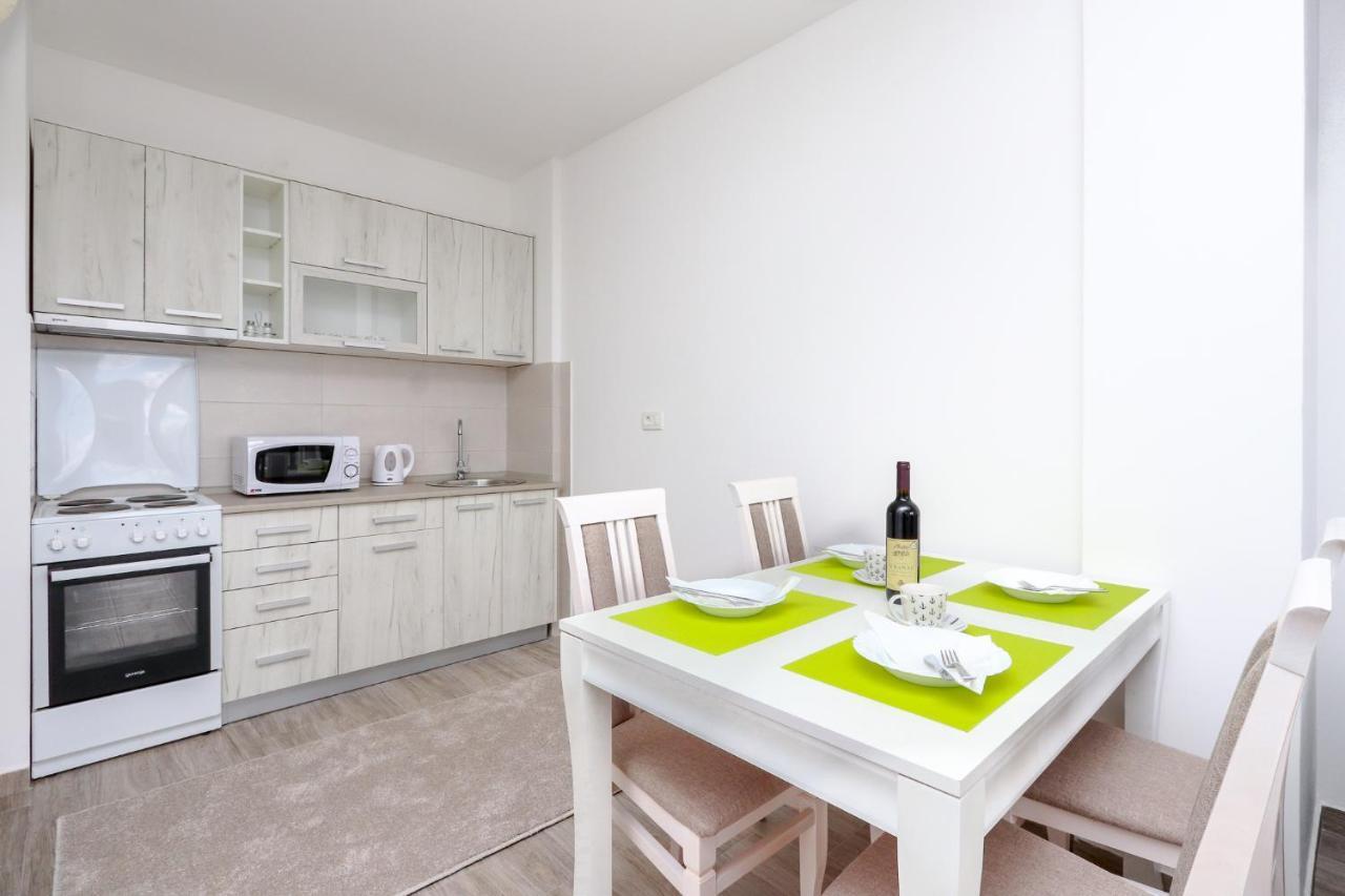 Apartment Sidro Petrovac Buitenkant foto